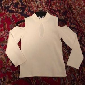 Cold shoulder white lightweight sweater